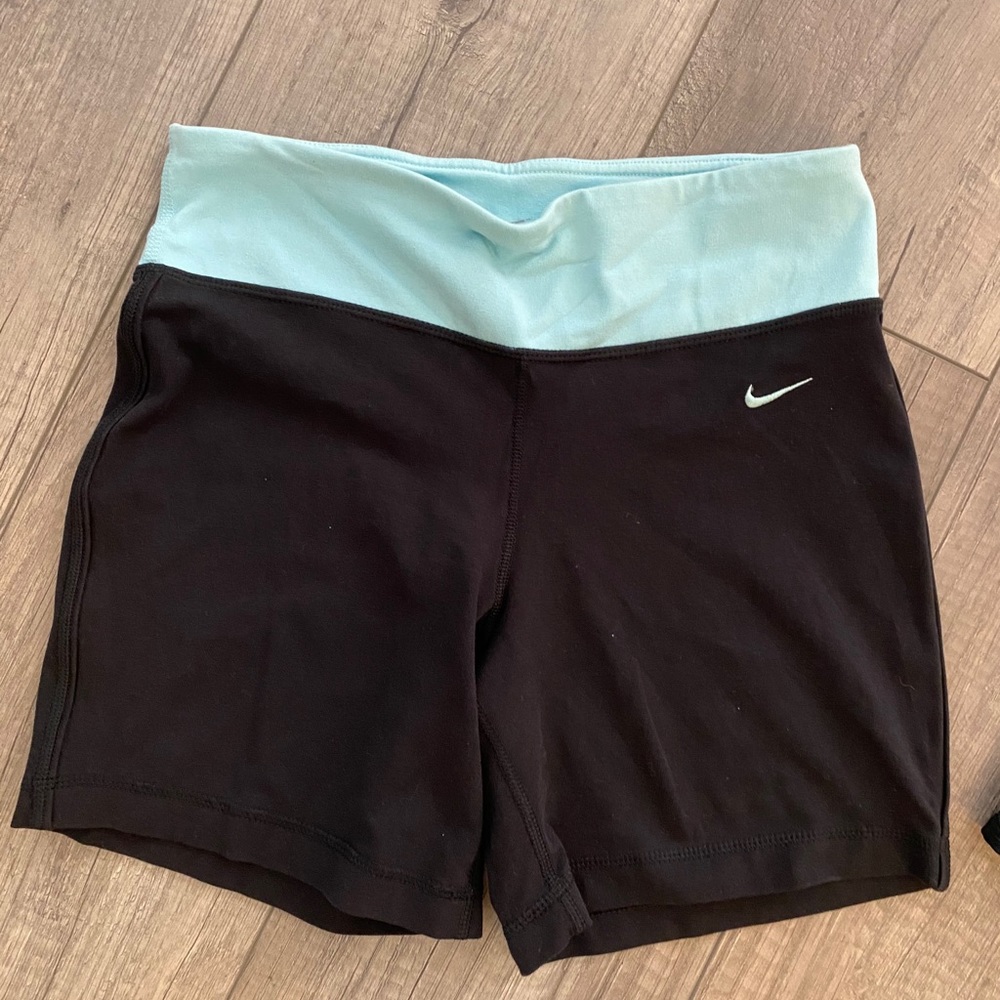 Nike dry fit shorts size S